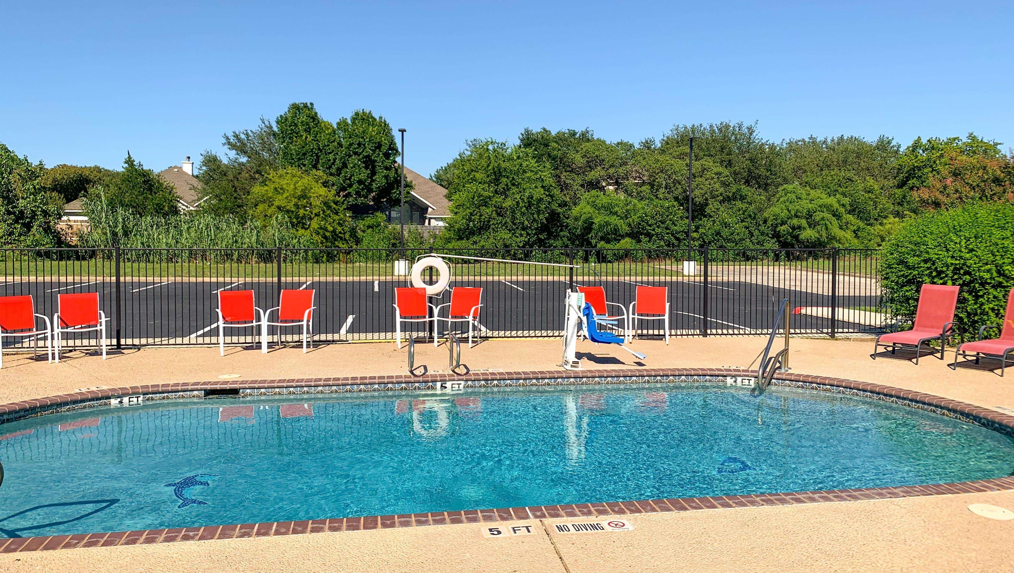 Quality Inn & Suites I-10 Near Fiesta Texas San Antonio Exterior foto