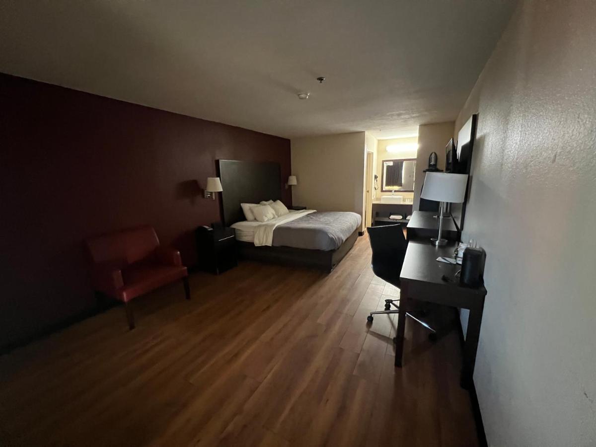 Quality Inn & Suites I-10 Near Fiesta Texas San Antonio Exterior foto